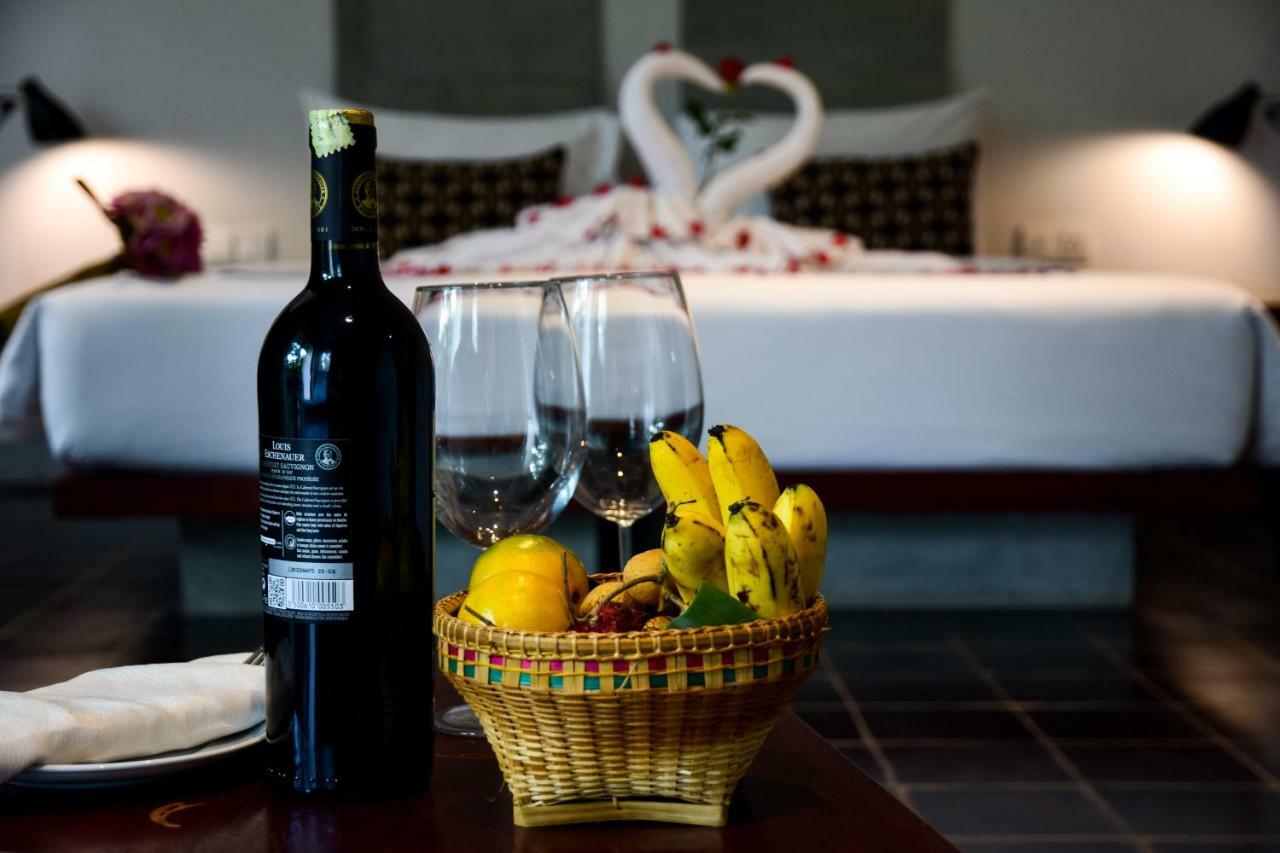 Hillocks & Hotel Siem Reap
